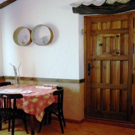 Bed and Breakfast Casa Rural Calle Real à Torremocha de Ayllón Extérieur photo