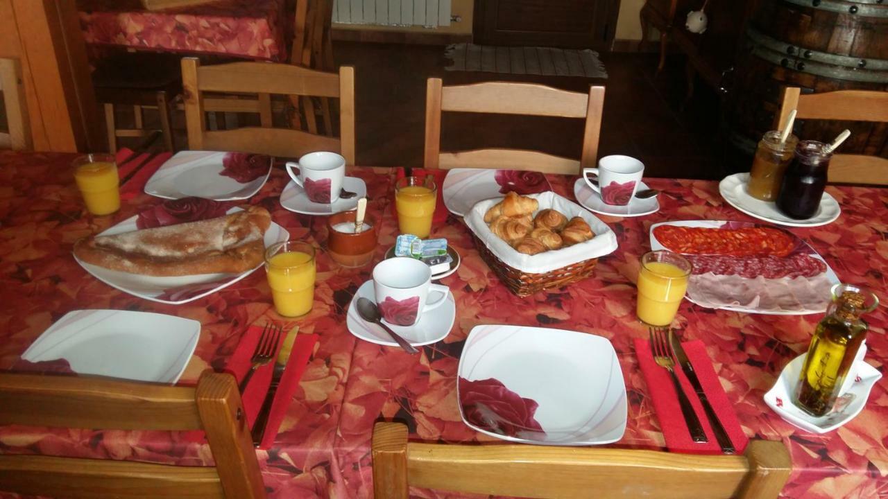Bed and Breakfast Casa Rural Calle Real à Torremocha de Ayllón Extérieur photo